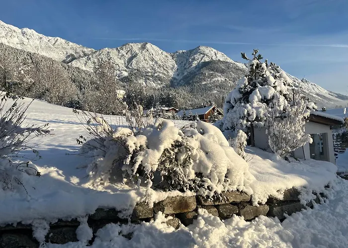 Karlhof Апартаменти *